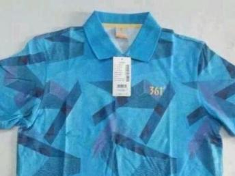 深圳服裝鞋帽箱包批發(fā)市場(chǎng) 斷碼清貨、尾貨折扣與運(yùn)動(dòng)商務(wù)T恤批發(fā)的商機(jī)探索