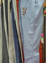 四川服裝鞋帽批發(fā)市場(chǎng)全攻略 貨源、渠道與網(wǎng)絡(luò)平臺(tái)解析